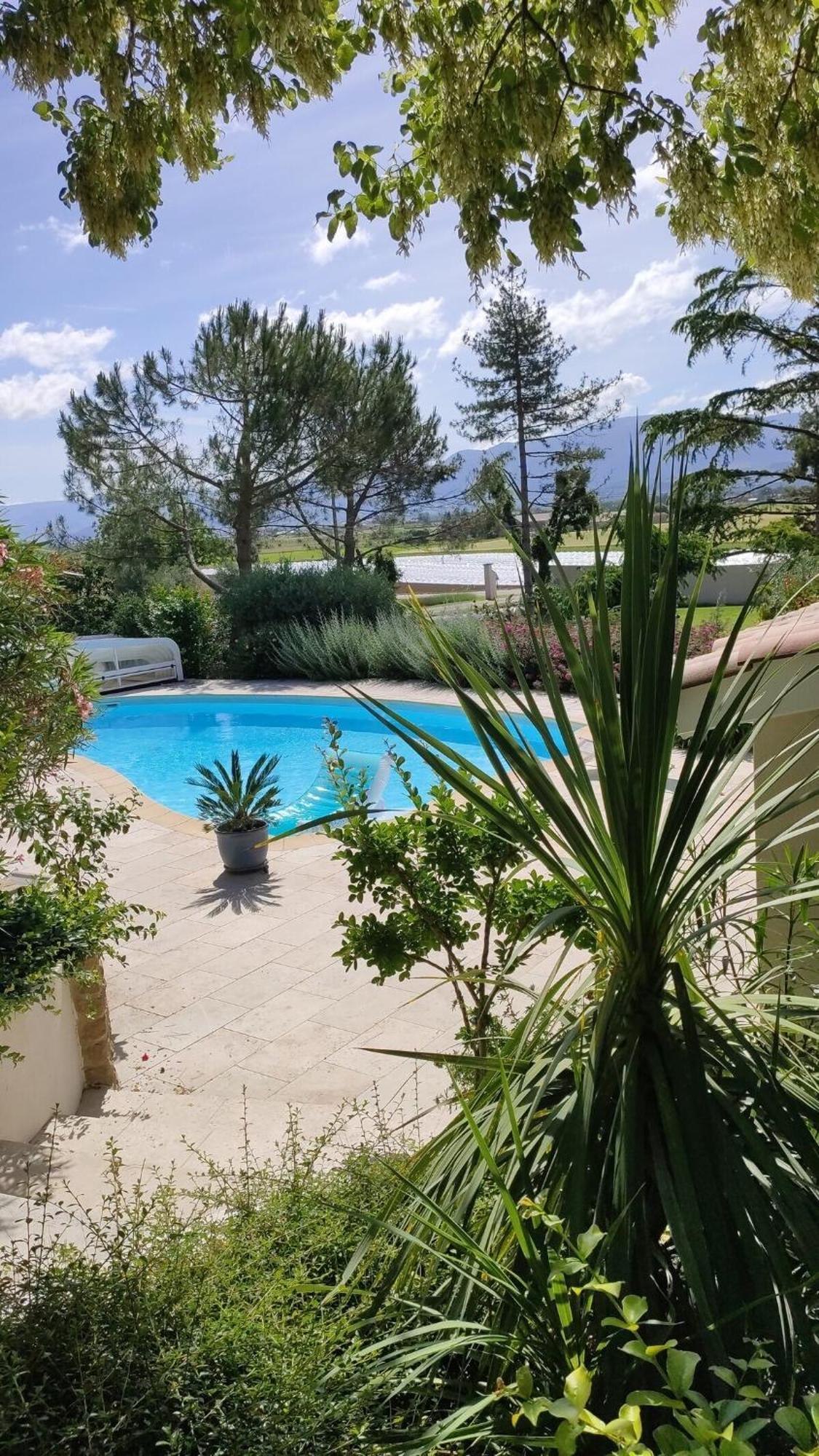 La Villa Moursoise 4 Etoiles Exterior foto